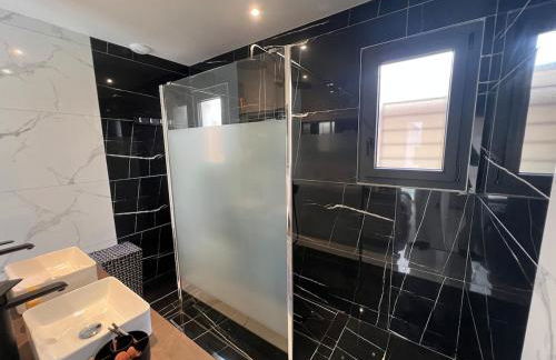 Villa moderne avec Piscine et cuisine extérieure - Foto 25