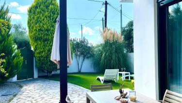 Sunny Villa - Photo 3, Garden