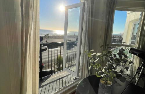 Seaview flat with balcony, spacious 2 bedroom - Foto 4