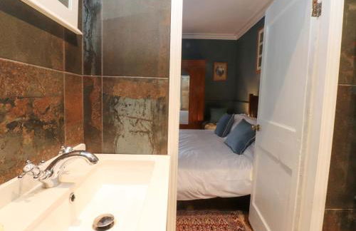 Devonshire House - Photo 24