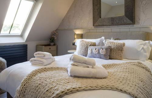 Arran Shores Luxury Shorefront Penthouse Suite 12 - Photo 7