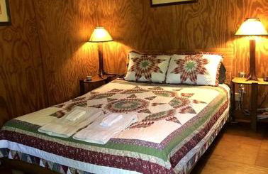 Beautiful Private Cabin Nestled on Premiere Retreat Center, North Carolina - Photo 14