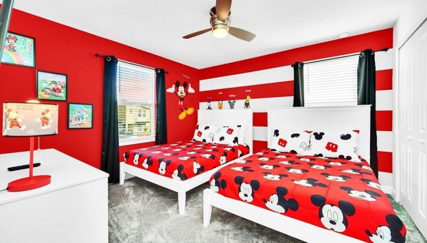 9 Bed In Champions Gate Resort Pool With Spa 9 Bedroom Villa by RedAwning - Foto 2, Habitación