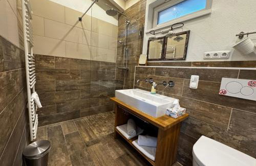 Ana's Landhaus auch für Monteure - Photo 33