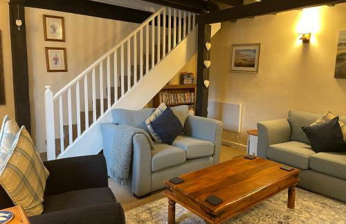 Gingerbread Cottage - Photo 14