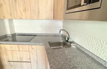 Apartamento Céntrico , Cómodo, Tranquilo y con WiFi - Foto 10