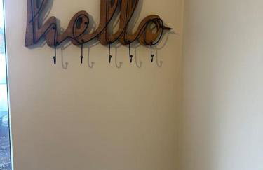 The Jennings - Photo 3