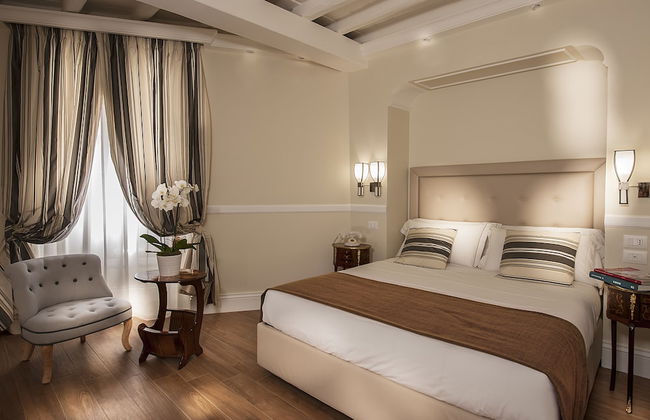 La Residenza del Sole al Pantheon - Photo 7