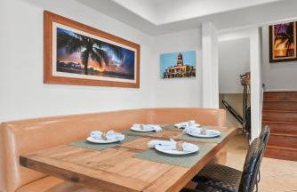 Bay View Dream Home - IndoorOutdoor Living, Rooftop & Steps to Bay - Foto 45