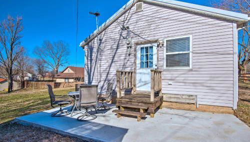 The Brewer Guesthouse Tiny Home with Patio and Yard! - Foto 3