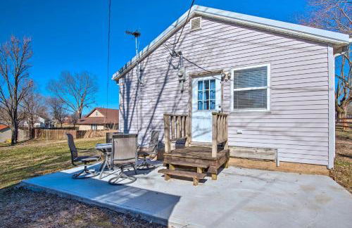 The Brewer Guesthouse Tiny Home with Patio and Yard! - Foto 3