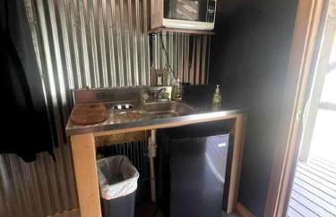 Relaxing Group Cabin with Fire Ring in Indiana - Foto 13