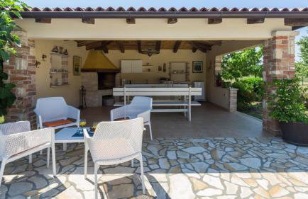 Beautiful villa Pianta with pool in Porec - Photo 32