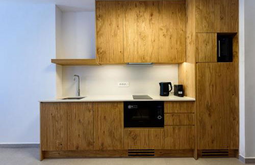 Azure Naousa - Photo 78