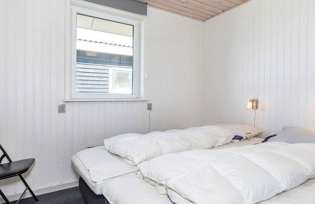 6 Person Holiday Home in Spottrup - Photo 2