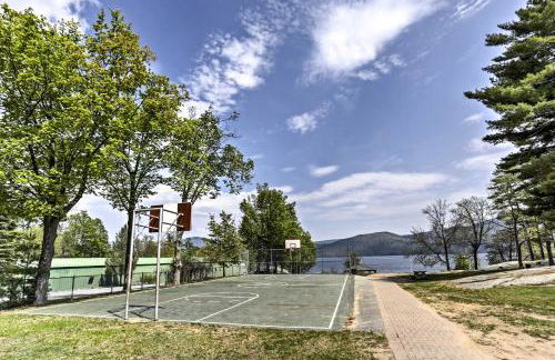 Bolton Landing Cottage Walk to Lake George! - Foto 24