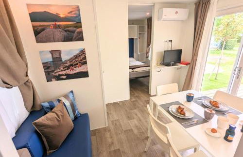 Mobile Home on Lago Maggiore - Direct Beach Access M3 - Foto 8