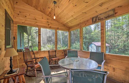 Lake Placid Chalet Deck and Forest Views! - Foto 11
