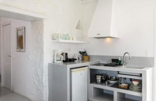 Mykonos Supreme Comfort Suites & Villas - Photo 52