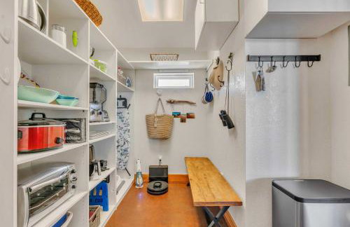 Dream Weaver House with Hot Tub and Ocean View! - Foto 11