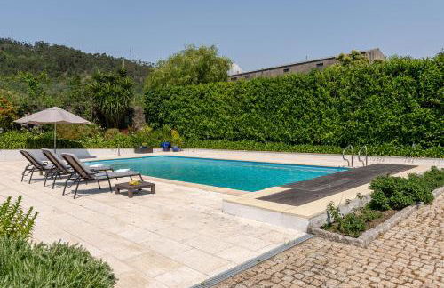 HostWise - Modern Villa & Shared Pool in Paredes - Foto 26