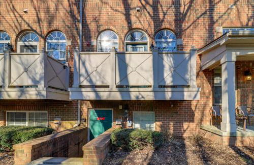 25 Mi to Detroit Townhome with Smart TV! - Foto 24