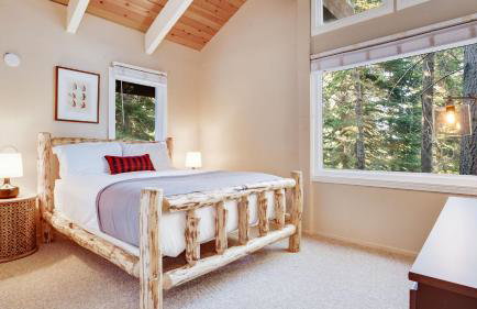 Hot Tub Sauna Game Room Modern 5BDR Family Cabin Homewood by AvantStay - Foto 16