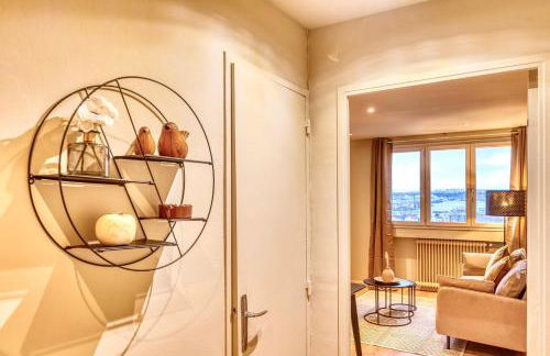 Le Panoramique - Grand T2 métro B Oullins - Foto 23