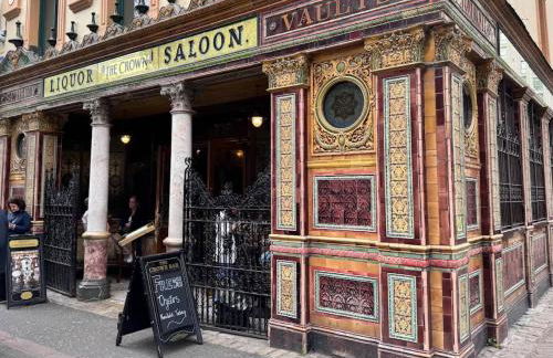 Lux 2bed apartment city center Free parking - Foto 13