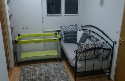 City Lights Apartment - Photo 21
