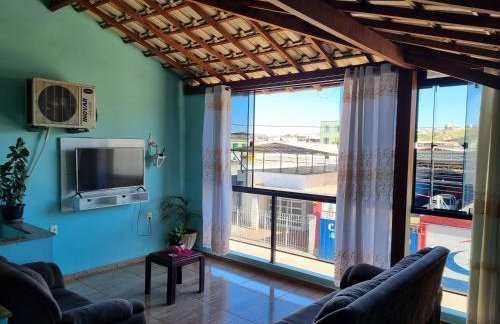 Lindo Apartamento, WiFi Rápido, 2 Banheiros, Suíte, Sala Confortável, Cozinha Completa, Microondas, Entrada Privativa, Perto do Shopping Pátio Matosinhos, 5 min do Centro Histórico - Foto 25