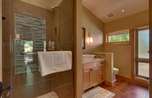 Fairway Favorite - Walk to Tahoe City Shops, Dining & Lake - Pet Friendly - Foto 15