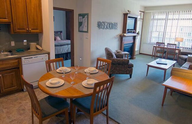 Scandinavian Lodge - Photo 11