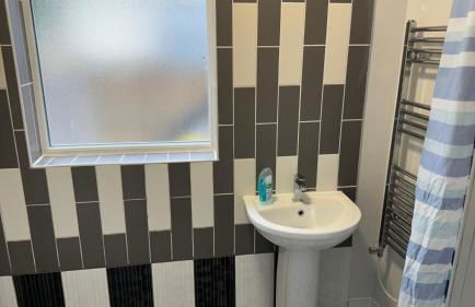 One Bedroom Apartment in Walsall Sleeps 4 FREE WIFI By Villazu - Foto 11