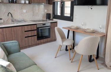 Eriad Patras - Calm Luxury Stay In The City Centre - Photo 2