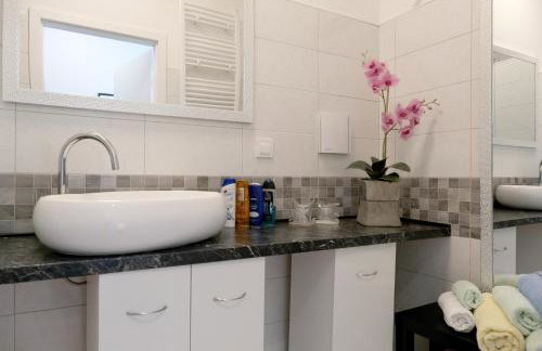 Oval Main Square Apartment - Foto 23