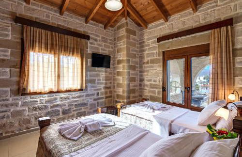 Hectoras Villa in Plaka BY APOKORONAS-VILLAS - Photo 41