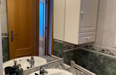 The beach and the sea in front of you - Photo 17