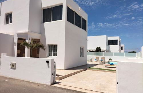 LUXURY RUBICON Jacuzzi y Piscina - Foto 13