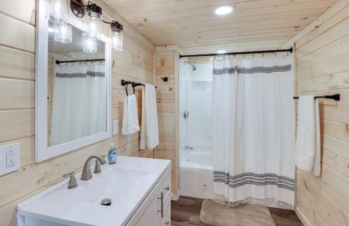 Pond Views Spacious Family Home in Presque Isle! - Foto 19