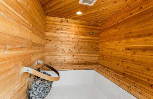 Pecan Valley Oasis - Lux Pool, Sauna and Theater - Foto 68