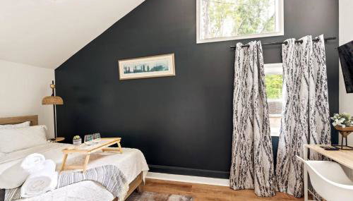 The Modern Forge NY, Honeoye Lake - Foto 2