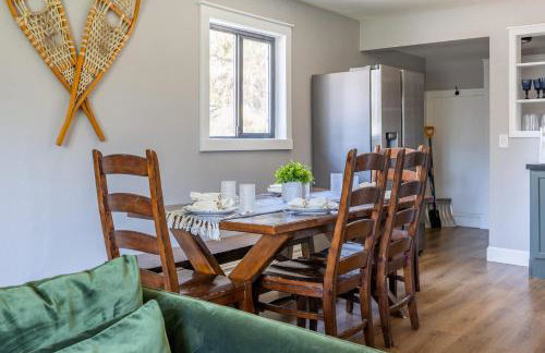 Scenic Mountain Getaway by the Park - Foto 43