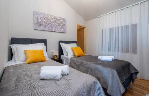 Olive garden Platinum, Posedarje - Photo 18