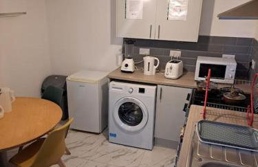 1 Bedroom Flat Available - Foto 2