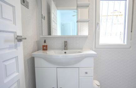 Modern Detached 4 Bed 3 Bath Villa with private pool close to all amenities - Foto 37