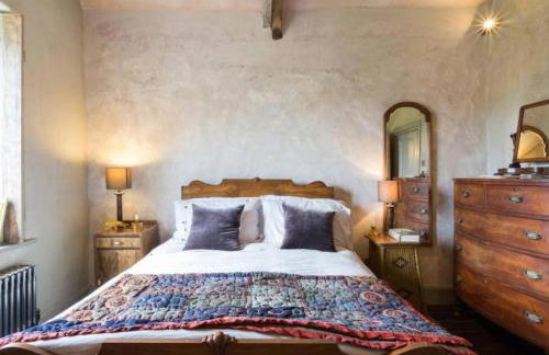 Tudor Romance- a historic manor house for holiday and corporate stays - Foto 1