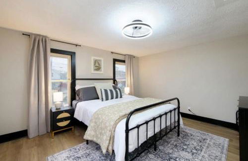 Modernized Historical Home in Downtown Medina with Hot Tub - Foto 16