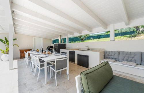 Villa Amore di Ada - Modern Design Villa - AirCo, Private Pool & Near The Beach - Foto 16