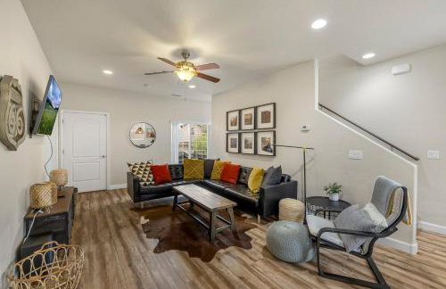 Mountain Peaks Getaway 4BR4BA Pet-Friendly Central AC Near Downtown Trails - Foto 4